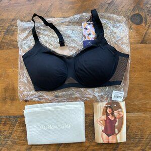 Honey Love CrossOver Bra Color Black Runway 1X Removable pads